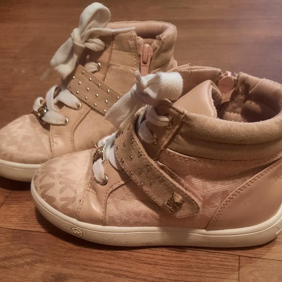 SOLD Michael Kors Pink Shoes, Size 10c - Picture 10 of 12